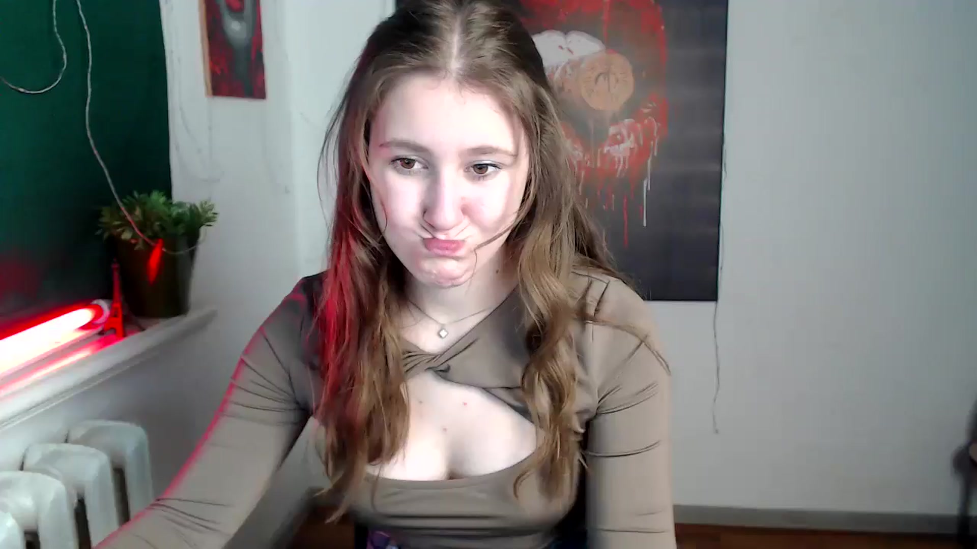 Gallery image thumbnail from Kamilochkaaa_'s myfreecams stream on, 12/13/2025, 12:09 image 6 of 20