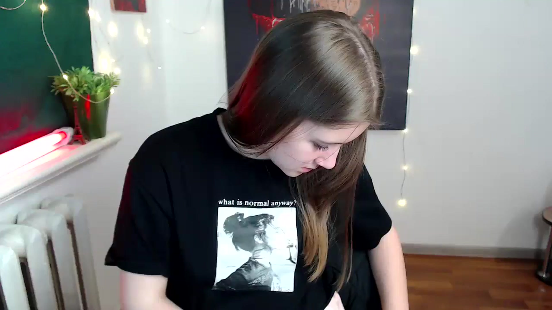 Gallery image thumbnail from Kamilochkaaa_'s myfreecams stream on, 12/14/2025, 19:16 image 11 of 20
