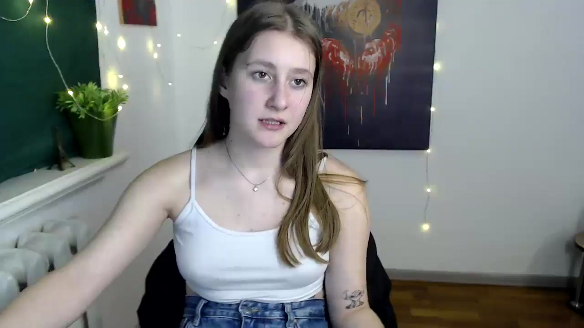 Gallery image thumbnail from Kamilochkaaa_'s myfreecams stream on, 12/15/2025, 16:24 image 11 of 20