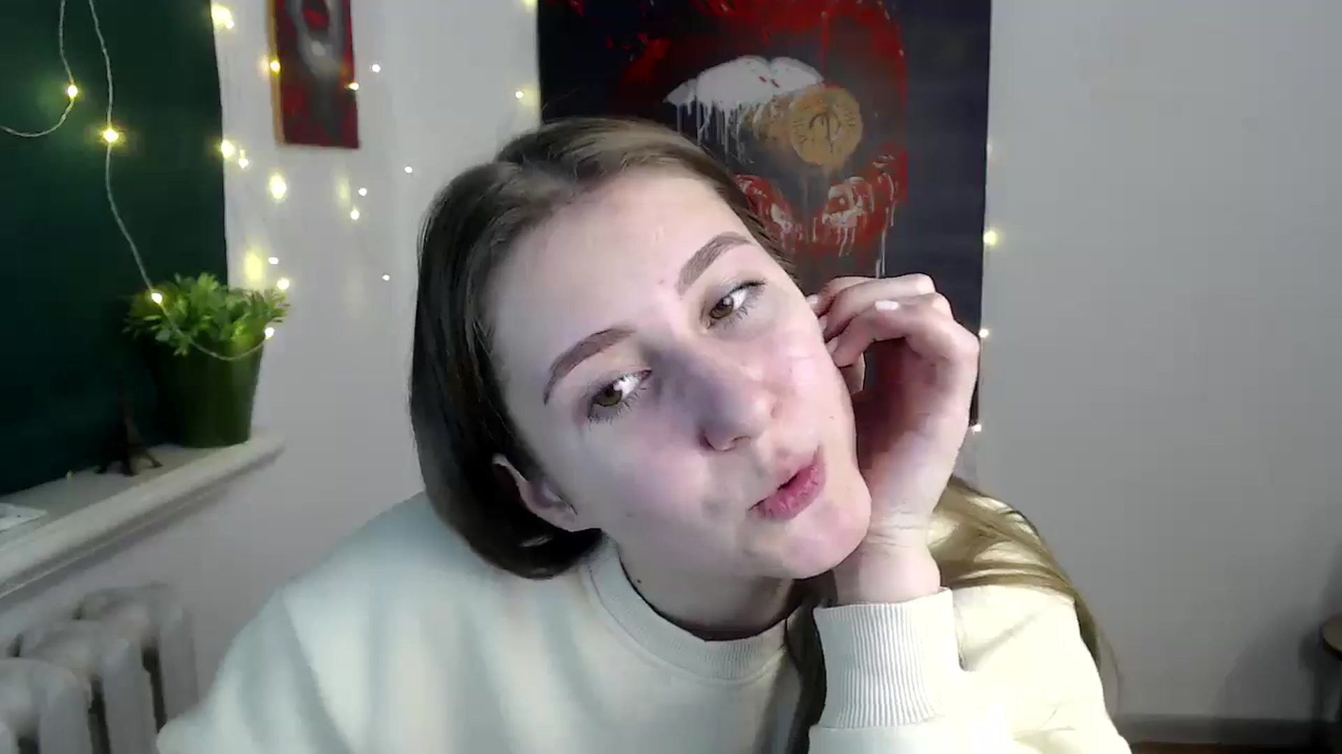 Gallery image thumbnail from Kamilochkaaa_'s myfreecams stream on, 12/17/2025, 17:36 image 4 of 20