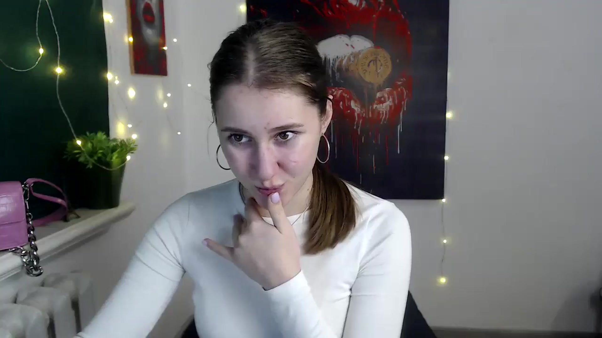 Gallery image thumbnail from Kamilochkaaa_'s myfreecams stream on, 12/18/2025, 17:23 image 5 of 20