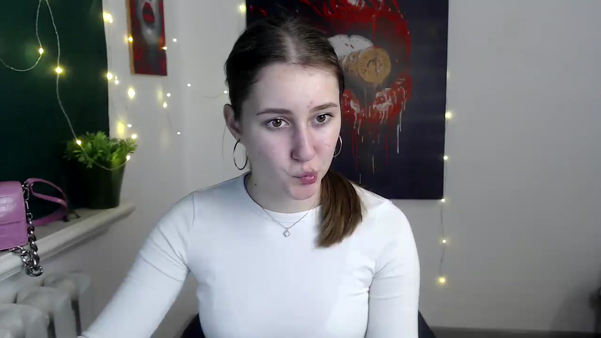 Gallery image thumbnail from Kamilochkaaa_'s myfreecams stream on, 12/18/2025, 17:23 image 4 of 20