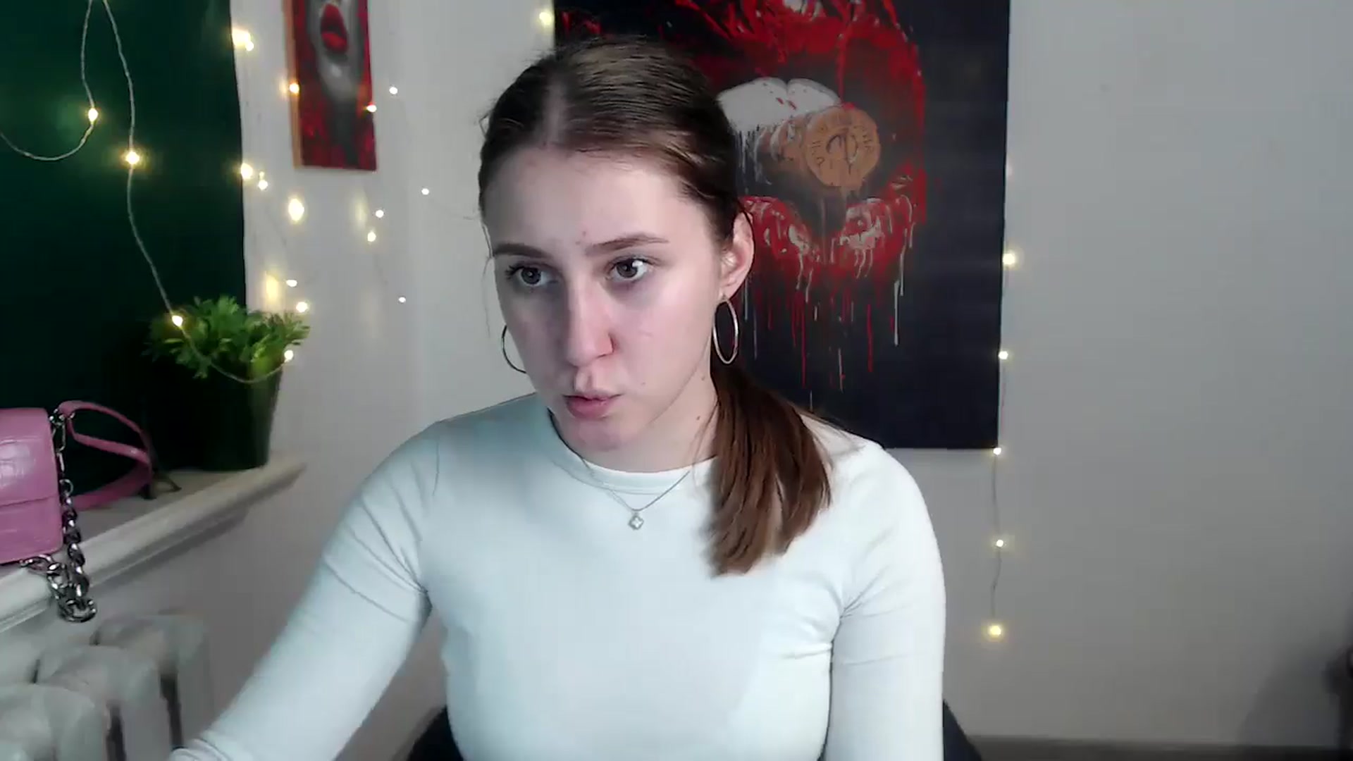 Gallery image thumbnail from Kamilochkaaa_'s myfreecams stream on, 12/18/2025, 17:23 image 2 of 20