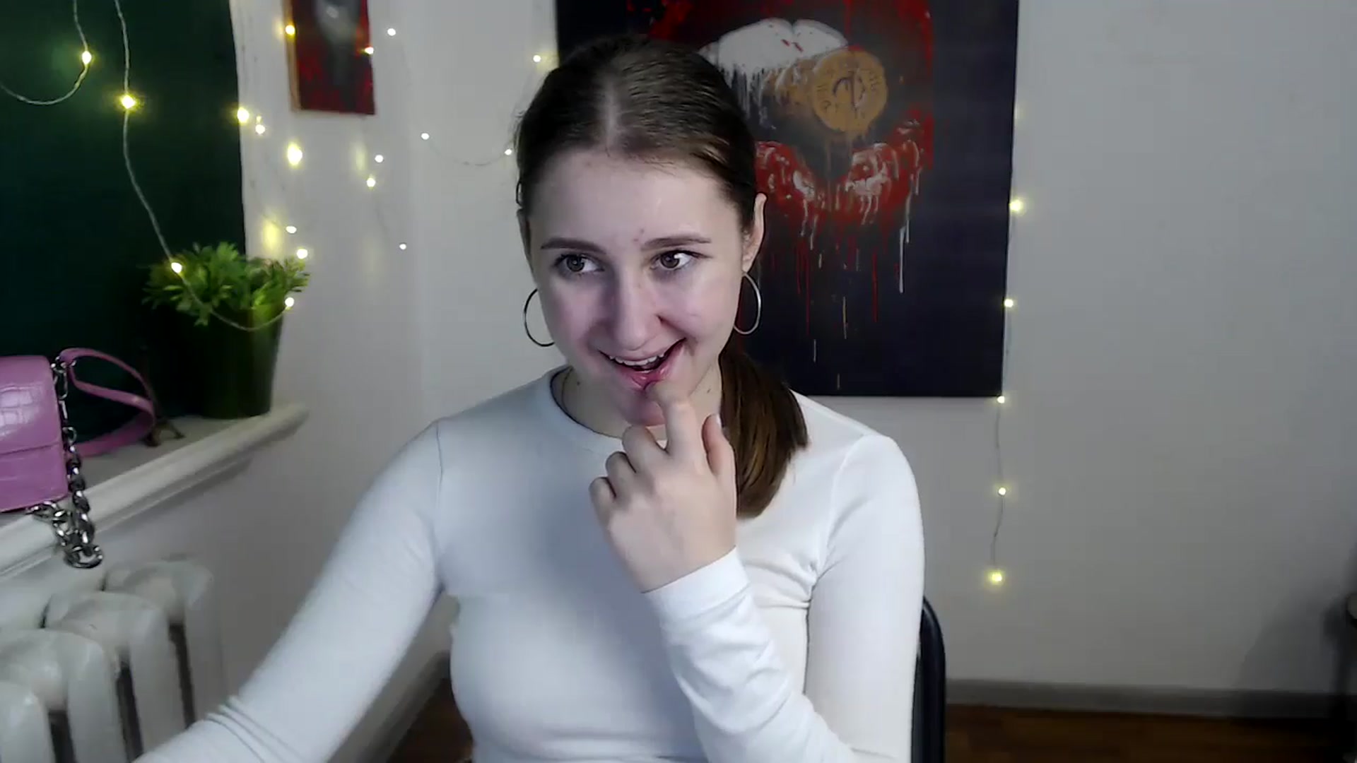 Gallery image thumbnail from Kamilochkaaa_'s myfreecams stream on, 12/18/2025, 17:56 image 8 of 20