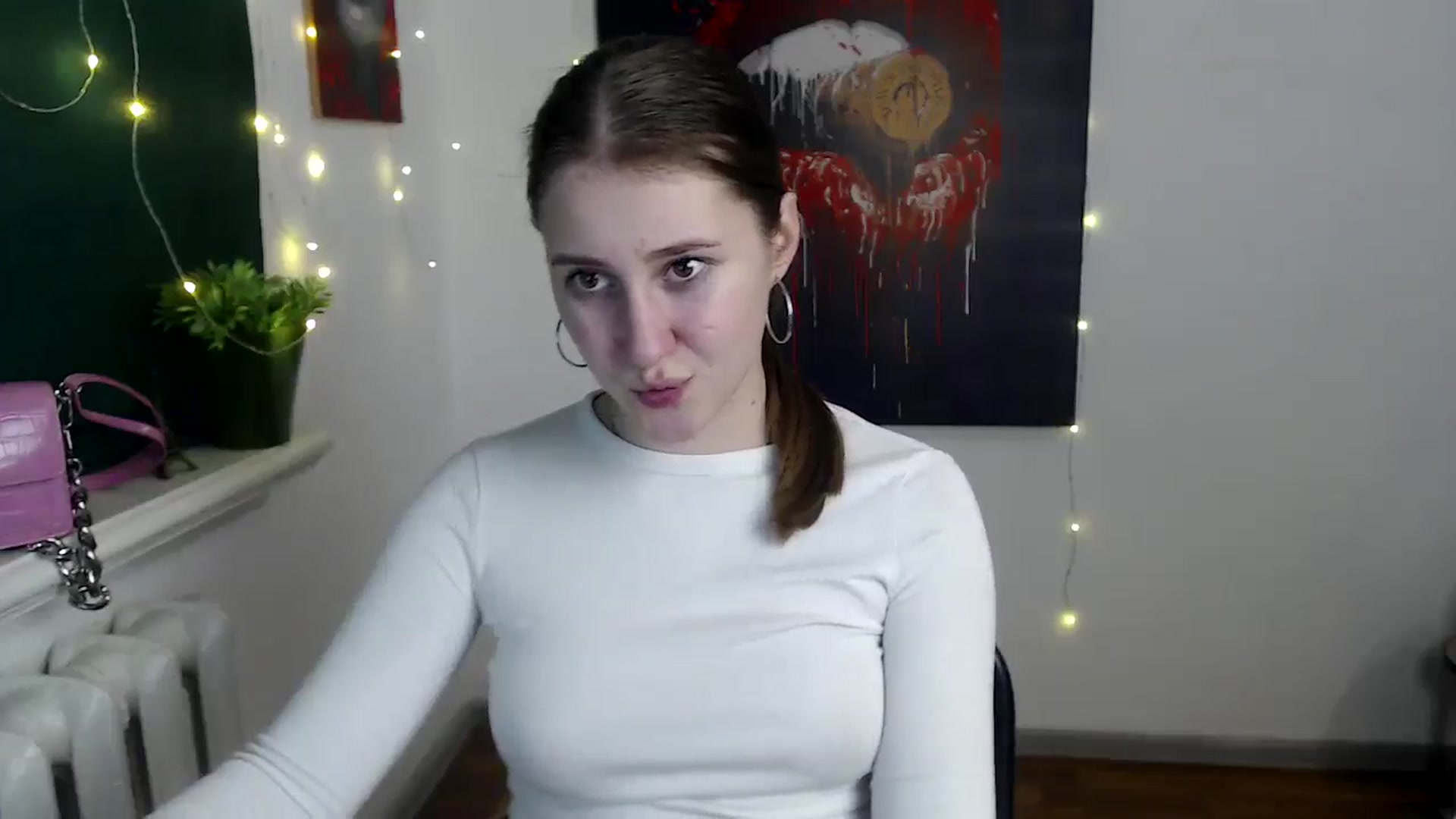 Gallery image thumbnail from Kamilochkaaa_'s myfreecams stream on, 12/18/2025, 17:56 image 9 of 20