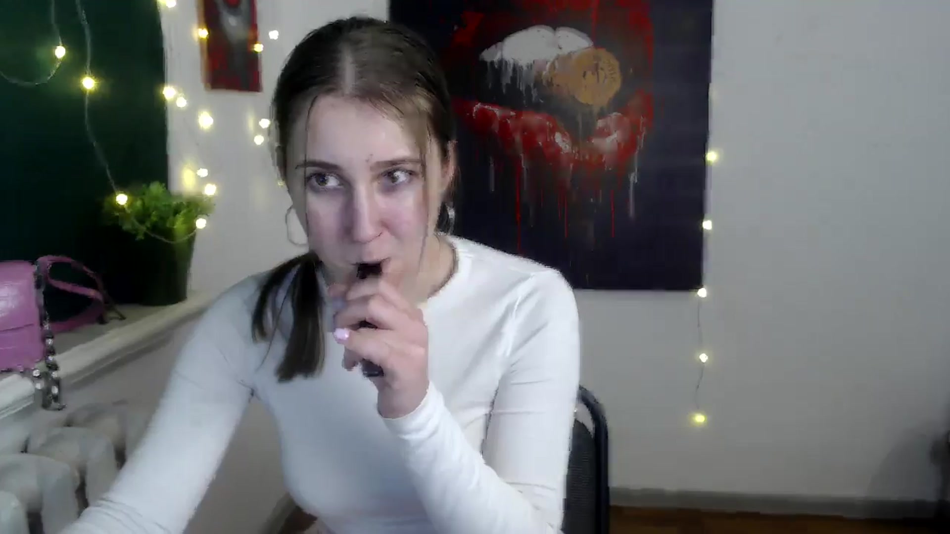 Gallery image thumbnail from Kamilochkaaa_'s myfreecams stream on, 12/18/2025, 18:46 image 8 of 20