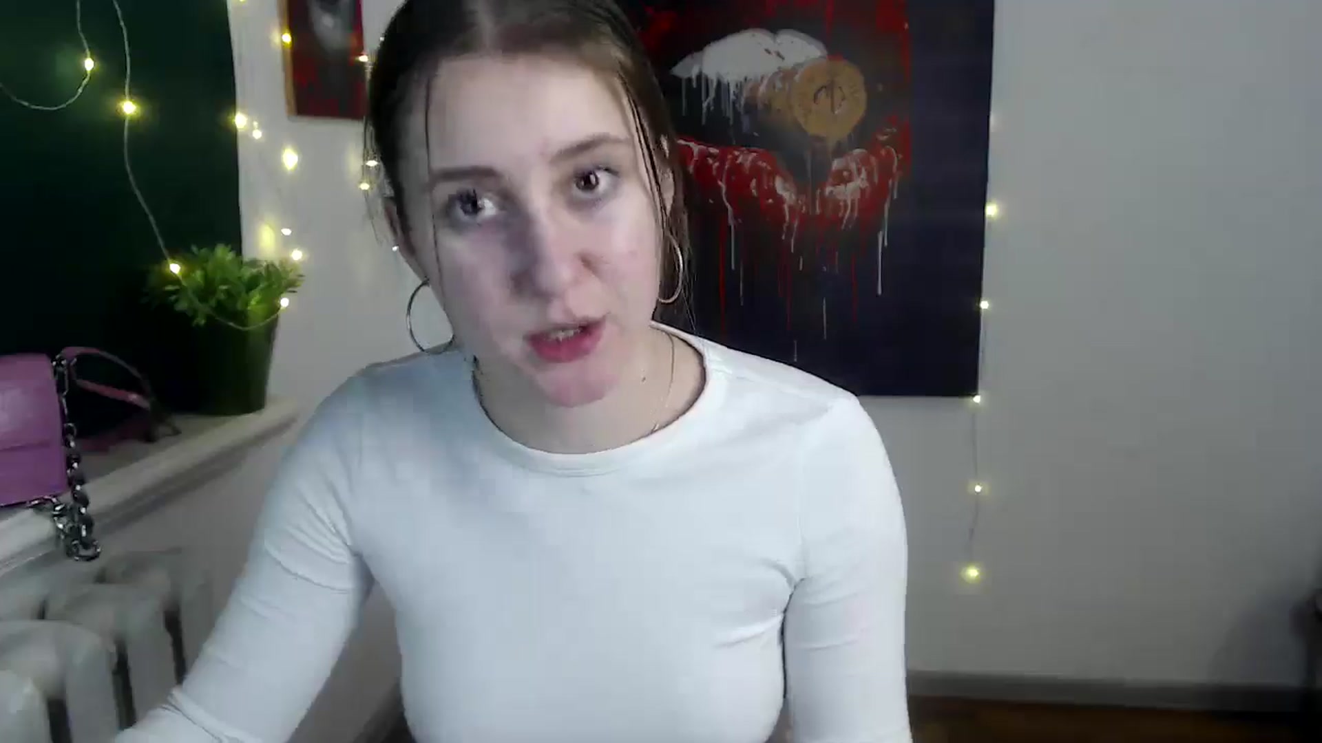 Gallery image thumbnail from Kamilochkaaa_'s myfreecams stream on, 12/18/2025, 18:46 image 18 of 20
