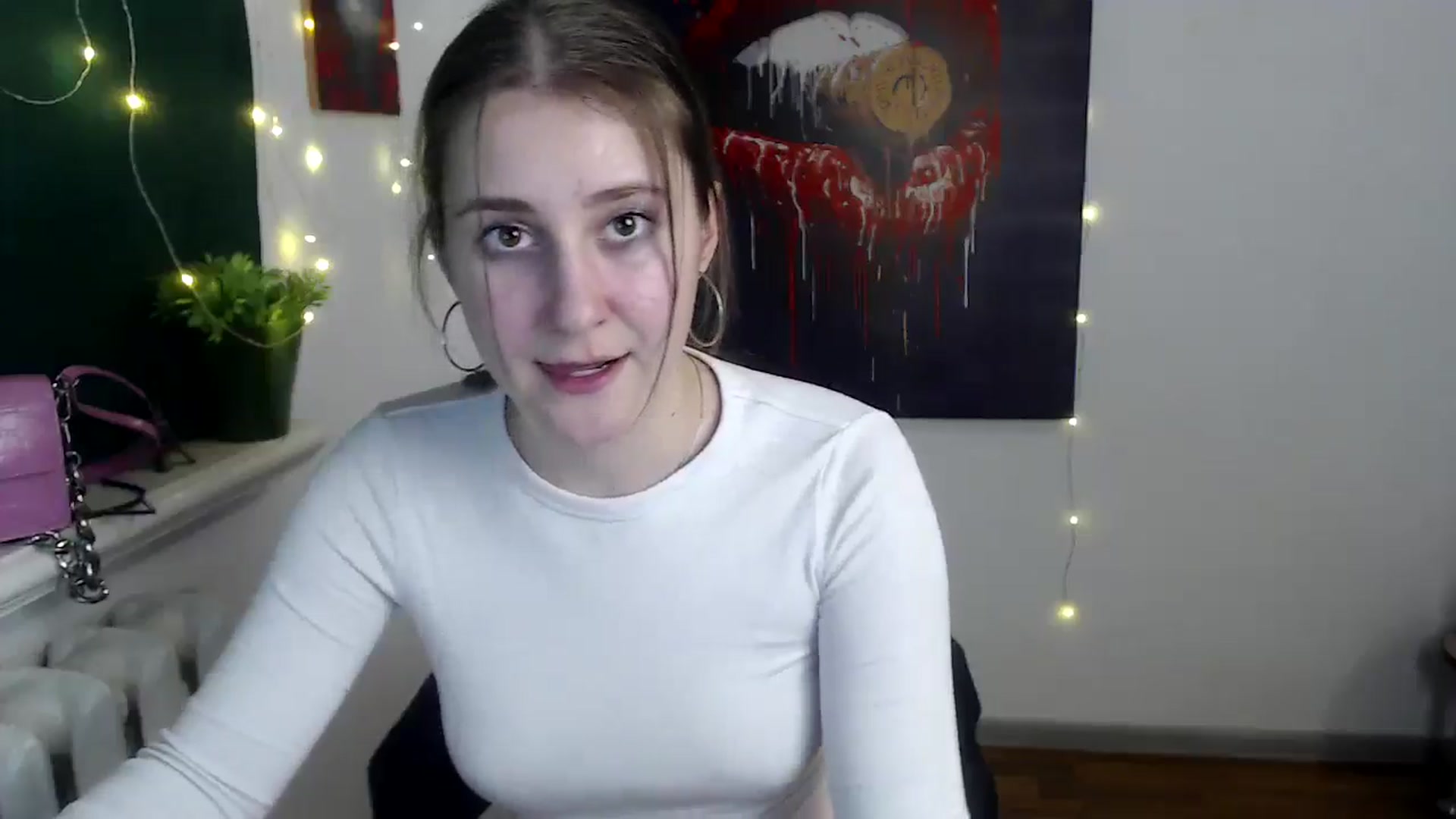 Gallery image thumbnail from Kamilochkaaa_'s myfreecams stream on, 12/18/2025, 21:05 image 2 of 20