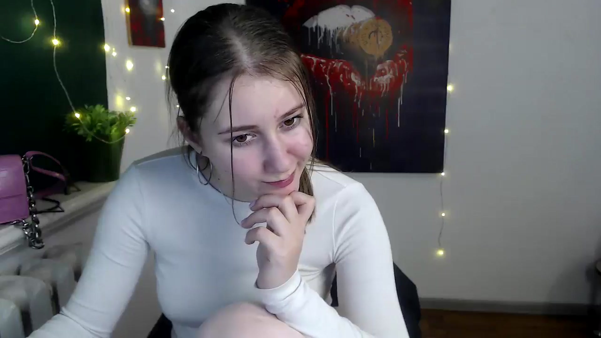 Gallery image thumbnail from Kamilochkaaa_'s myfreecams stream on, 12/18/2025, 21:05 image 11 of 20