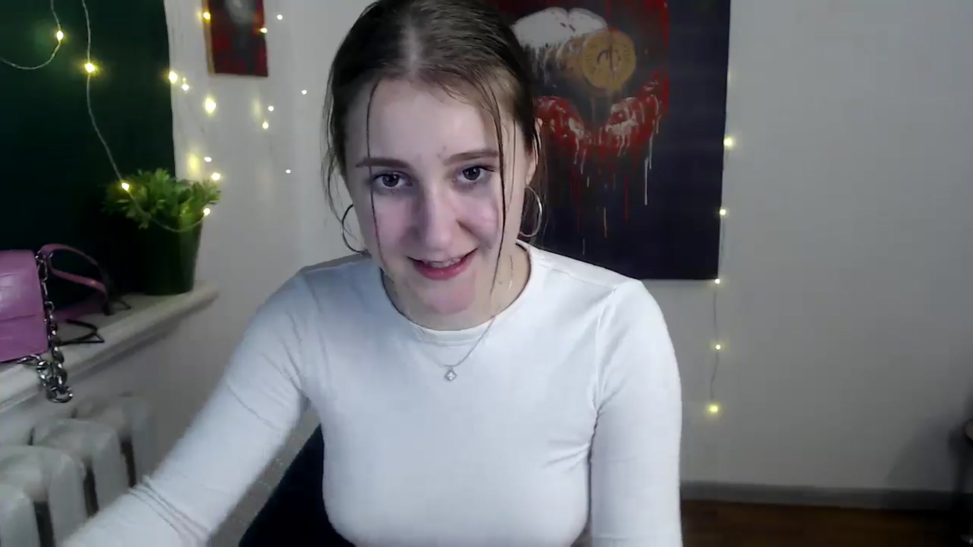 Gallery image thumbnail from Kamilochkaaa_'s myfreecams stream on, 12/18/2025, 21:05 image 6 of 20