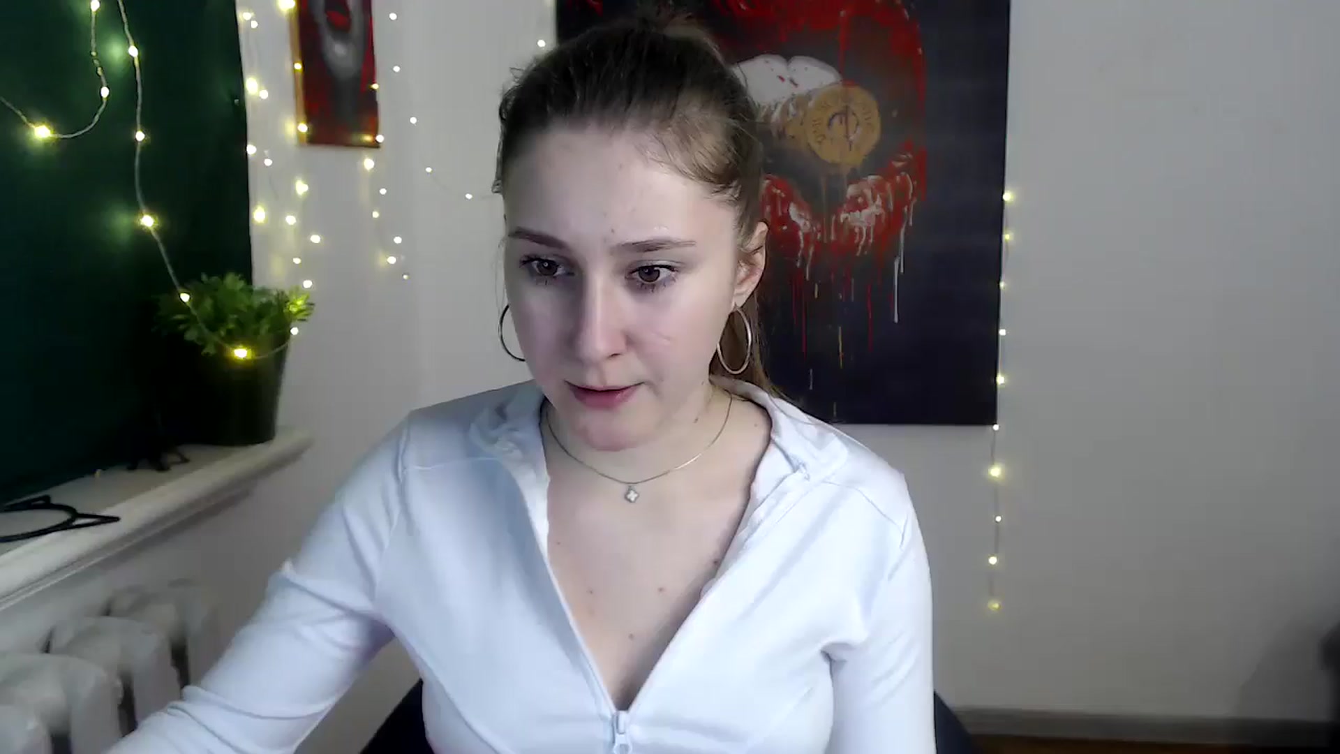 Gallery image thumbnail from Kamilochkaaa_'s myfreecams stream on, 12/21/2025, 18:10 image 1 of 20