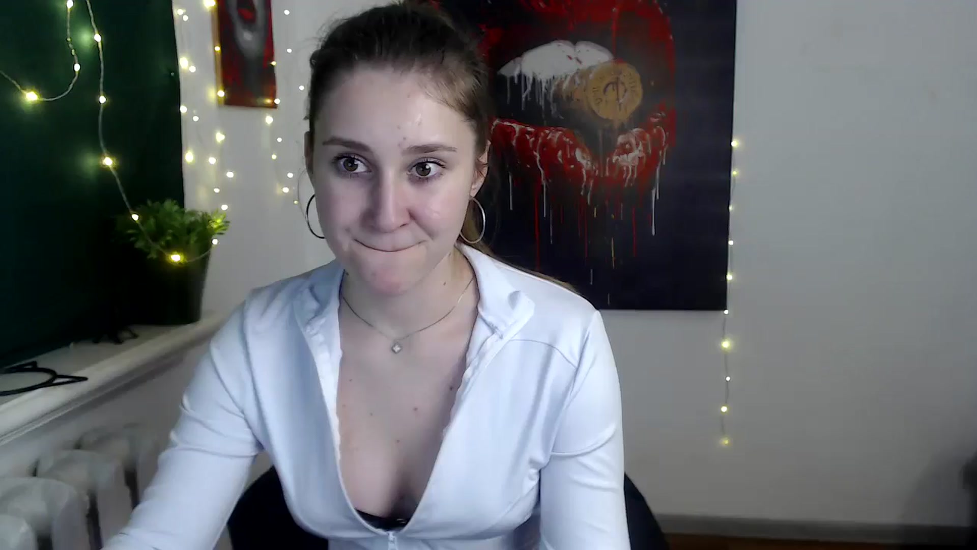 Gallery image thumbnail from Kamilochkaaa_'s myfreecams stream on, 12/21/2025, 18:10 image 9 of 20