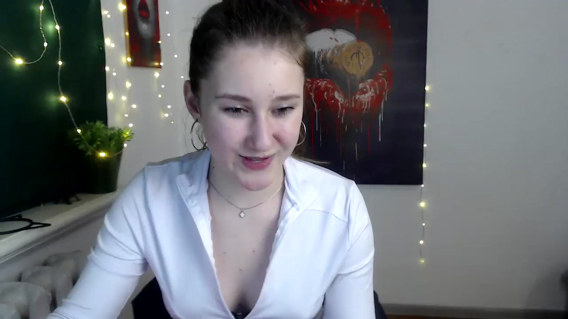 Gallery image thumbnail from Kamilochkaaa_'s myfreecams stream on, 12/21/2025, 18:10 image 20 of 20