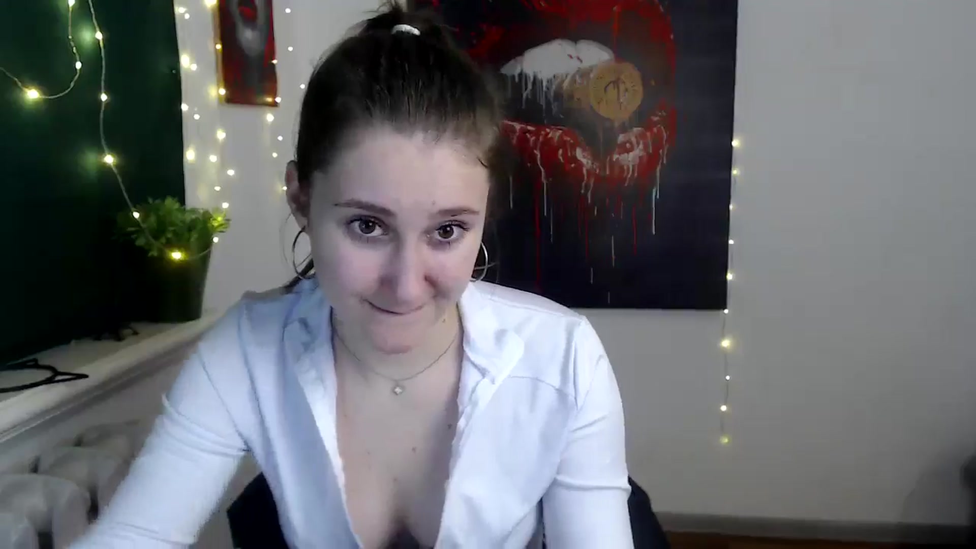 Gallery image thumbnail from Kamilochkaaa_'s myfreecams stream on, 12/21/2025, 18:10 image 15 of 20