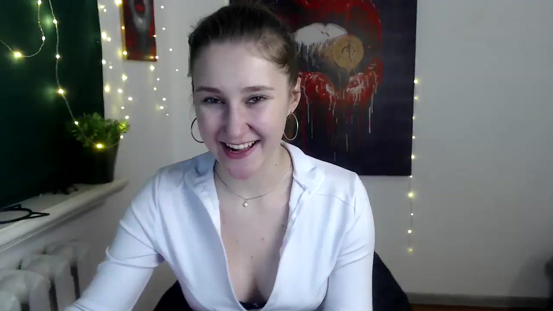 Gallery image thumbnail from Kamilochkaaa_'s myfreecams stream on, 12/21/2025, 18:10 image 7 of 20