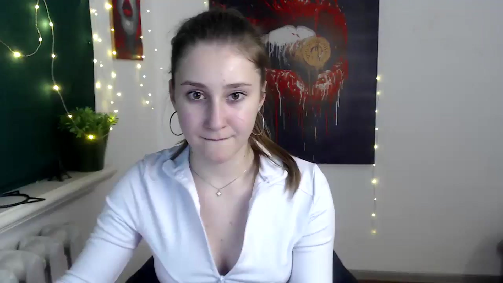 Gallery image thumbnail from Kamilochkaaa_'s myfreecams stream on, 12/21/2025, 18:29 image 1 of 20