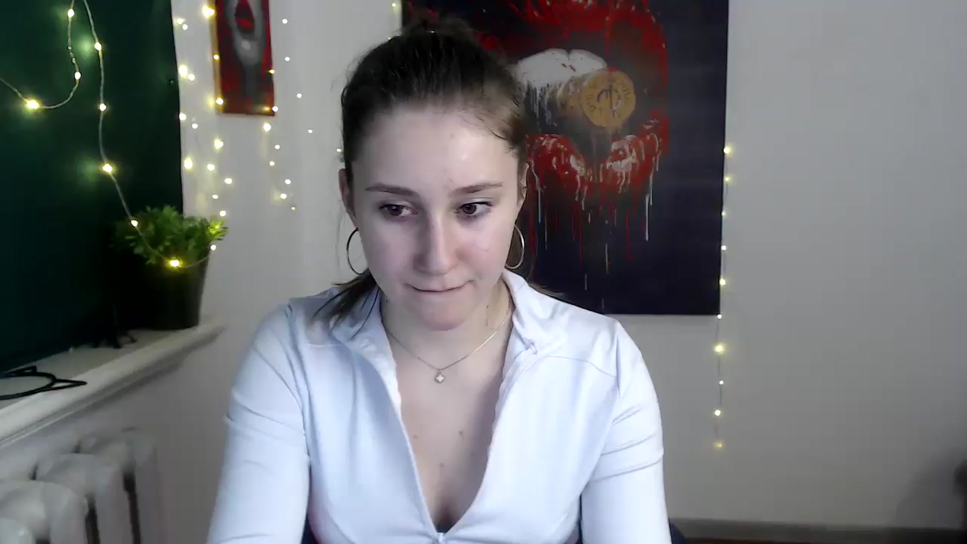 Gallery image thumbnail from Kamilochkaaa_'s myfreecams stream on, 12/21/2025, 18:29 image 13 of 20