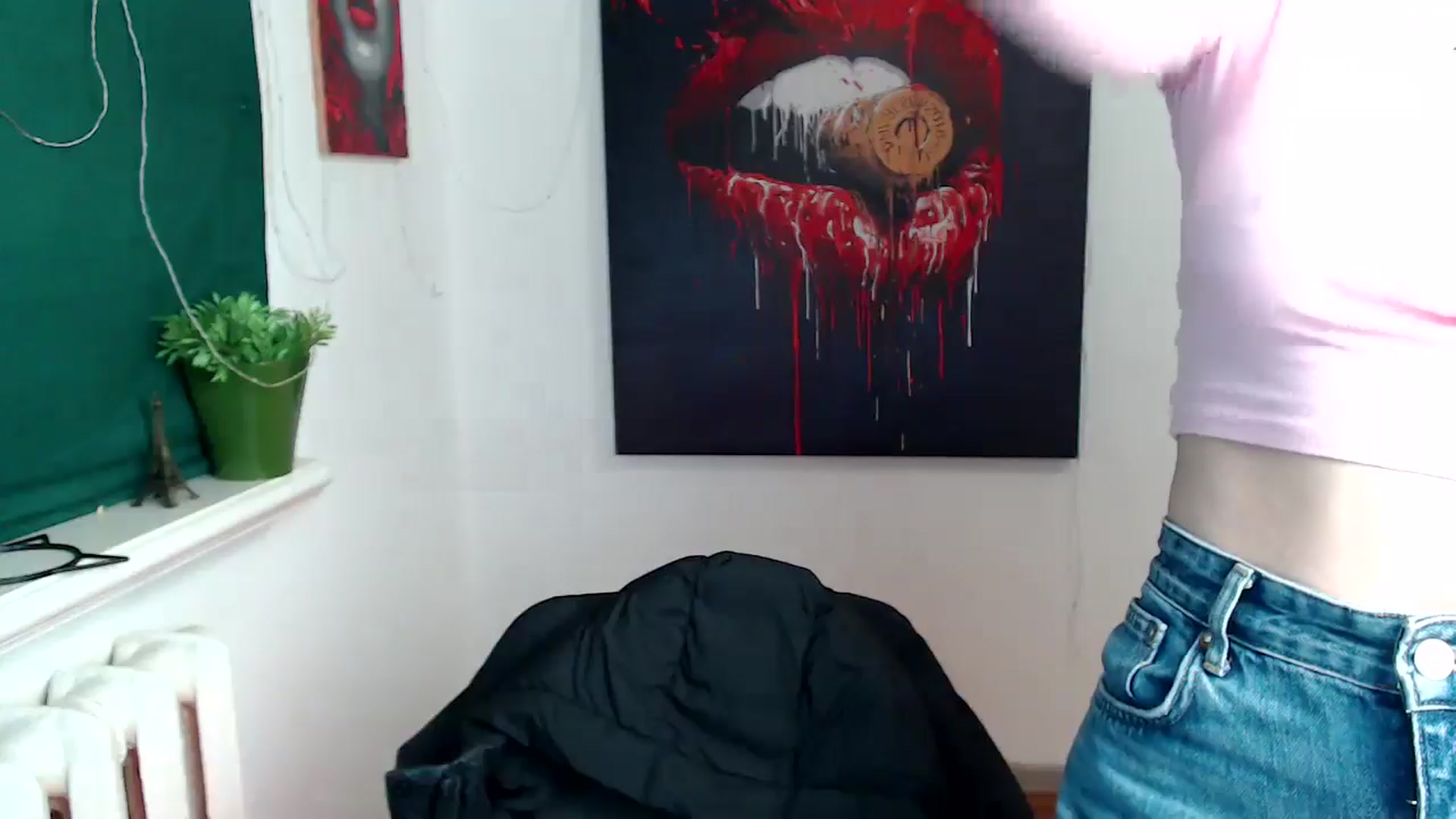 Gallery image thumbnail from Kamilochkaaa_'s myfreecams stream on, 12/24/2025, 16:02 image 14 of 20