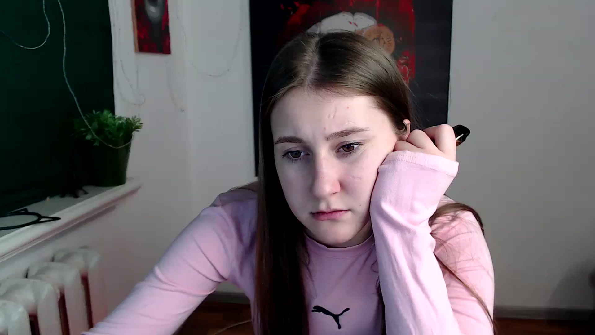 Gallery image thumbnail from Kamilochkaaa_'s myfreecams stream on, 12/24/2025, 17:43 image 14 of 20