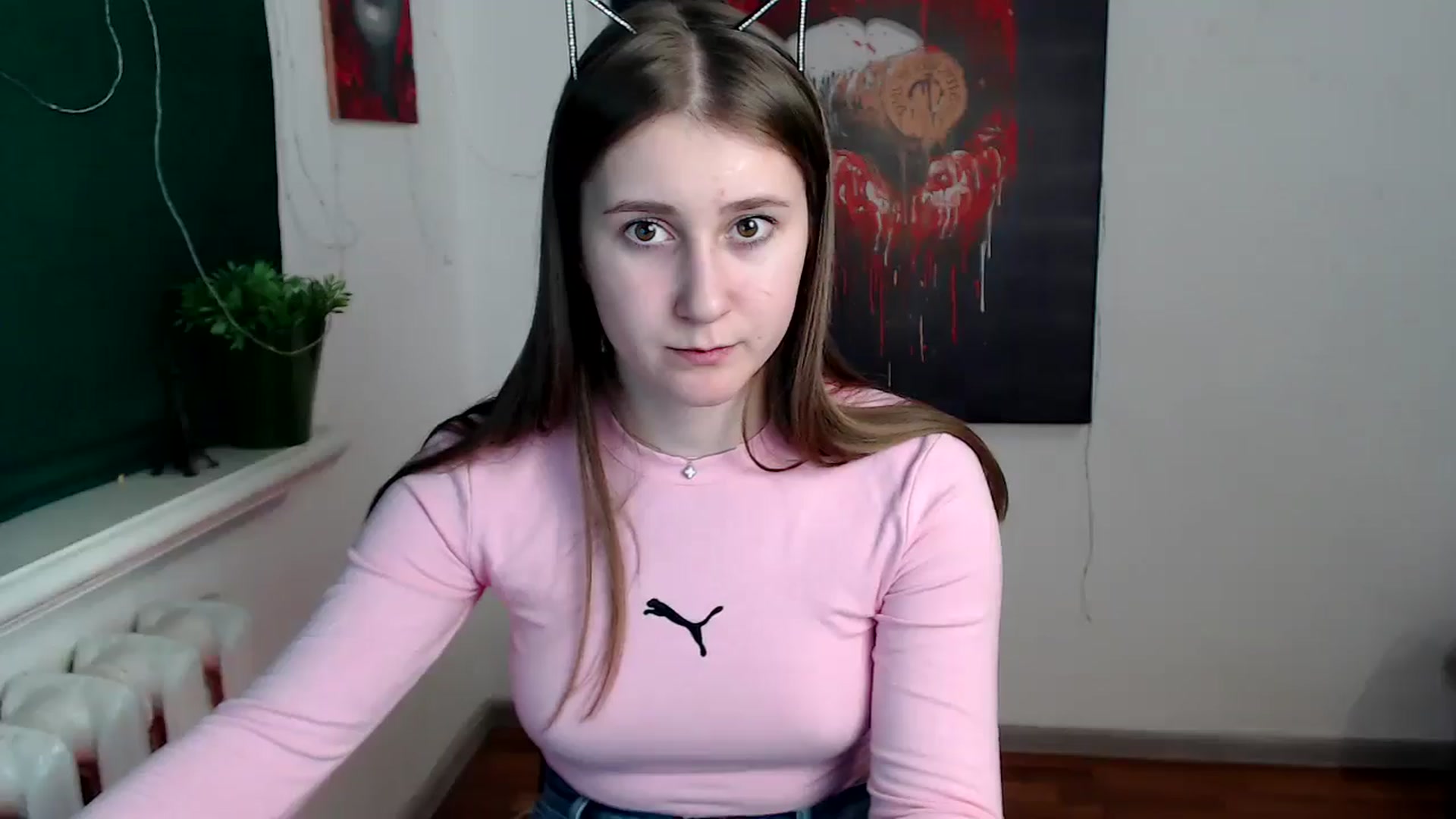 Gallery image thumbnail from Kamilochkaaa_'s myfreecams stream on, 12/24/2025, 19:19 image 7 of 20