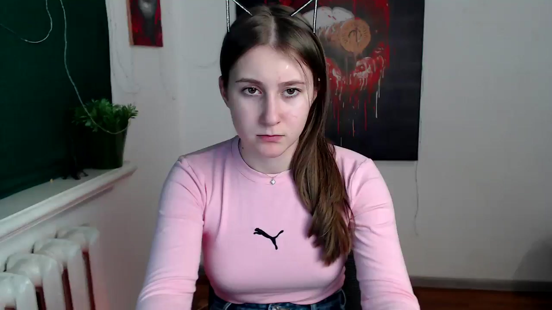 Gallery image thumbnail from Kamilochkaaa_'s myfreecams stream on, 12/24/2025, 19:19 image 17 of 20