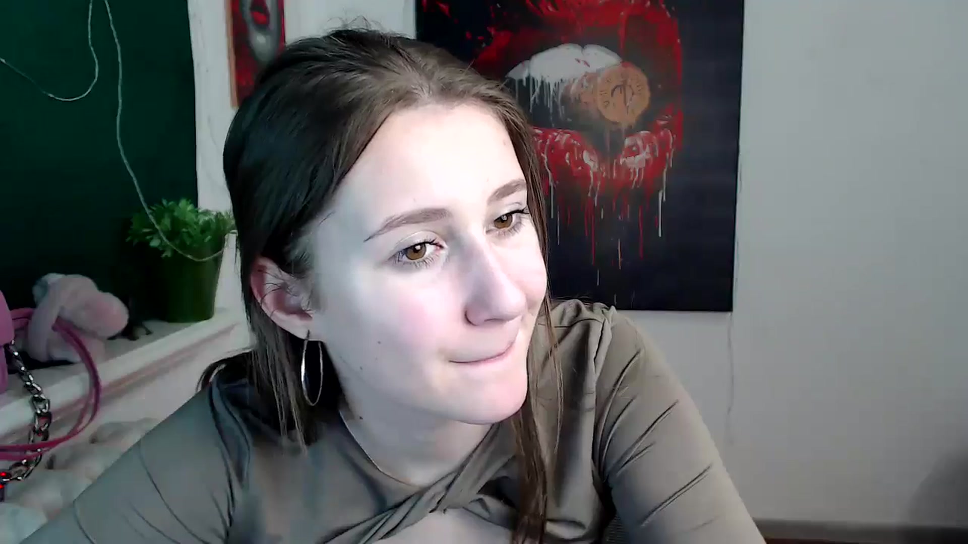Gallery image thumbnail from Kamilochkaaa_'s myfreecams stream on, 12/25/2025, 16:03 image 14 of 20