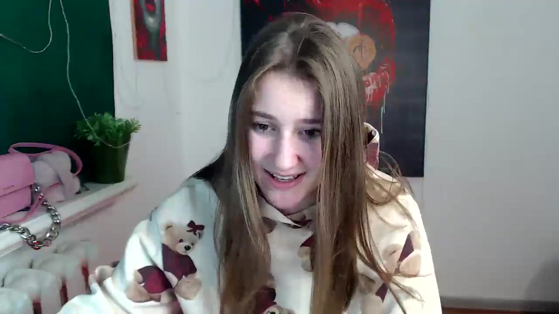 Gallery image thumbnail from Kamilochkaaa_'s myfreecams stream on, 12/26/2025, 15:41 image 13 of 20
