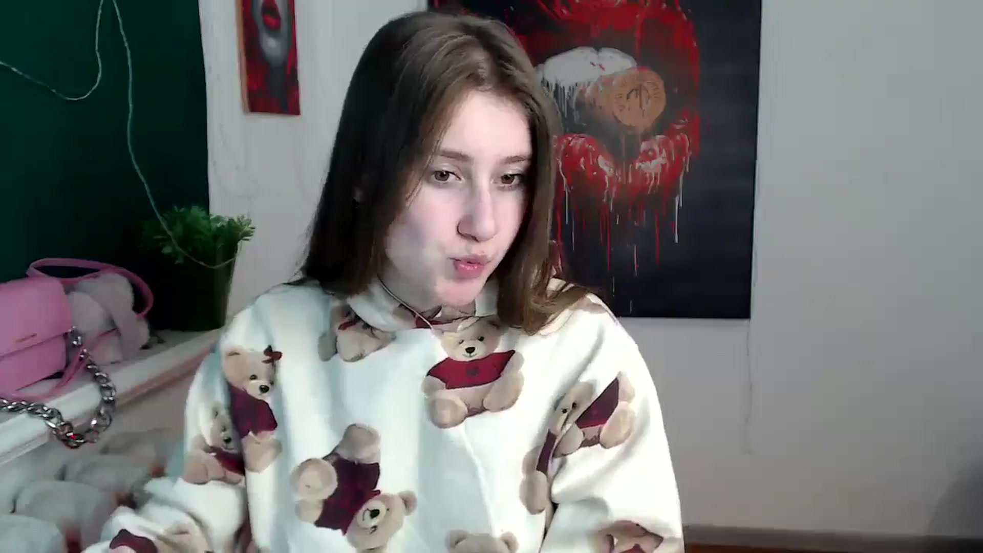 Gallery image thumbnail from Kamilochkaaa_'s myfreecams stream on, 12/26/2025, 19:35 image 9 of 20