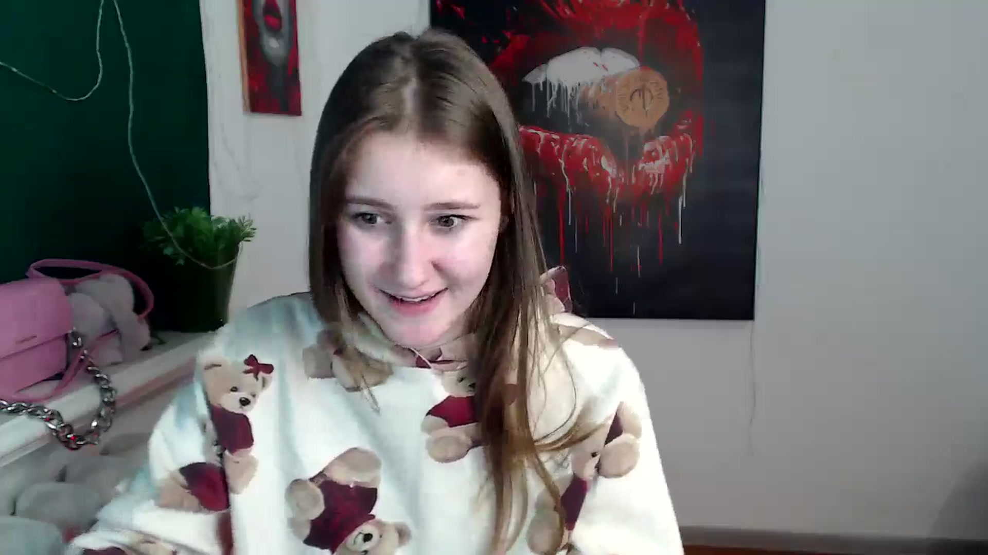 Gallery image thumbnail from Kamilochkaaa_'s myfreecams stream on, 12/26/2025, 19:35 image 5 of 20