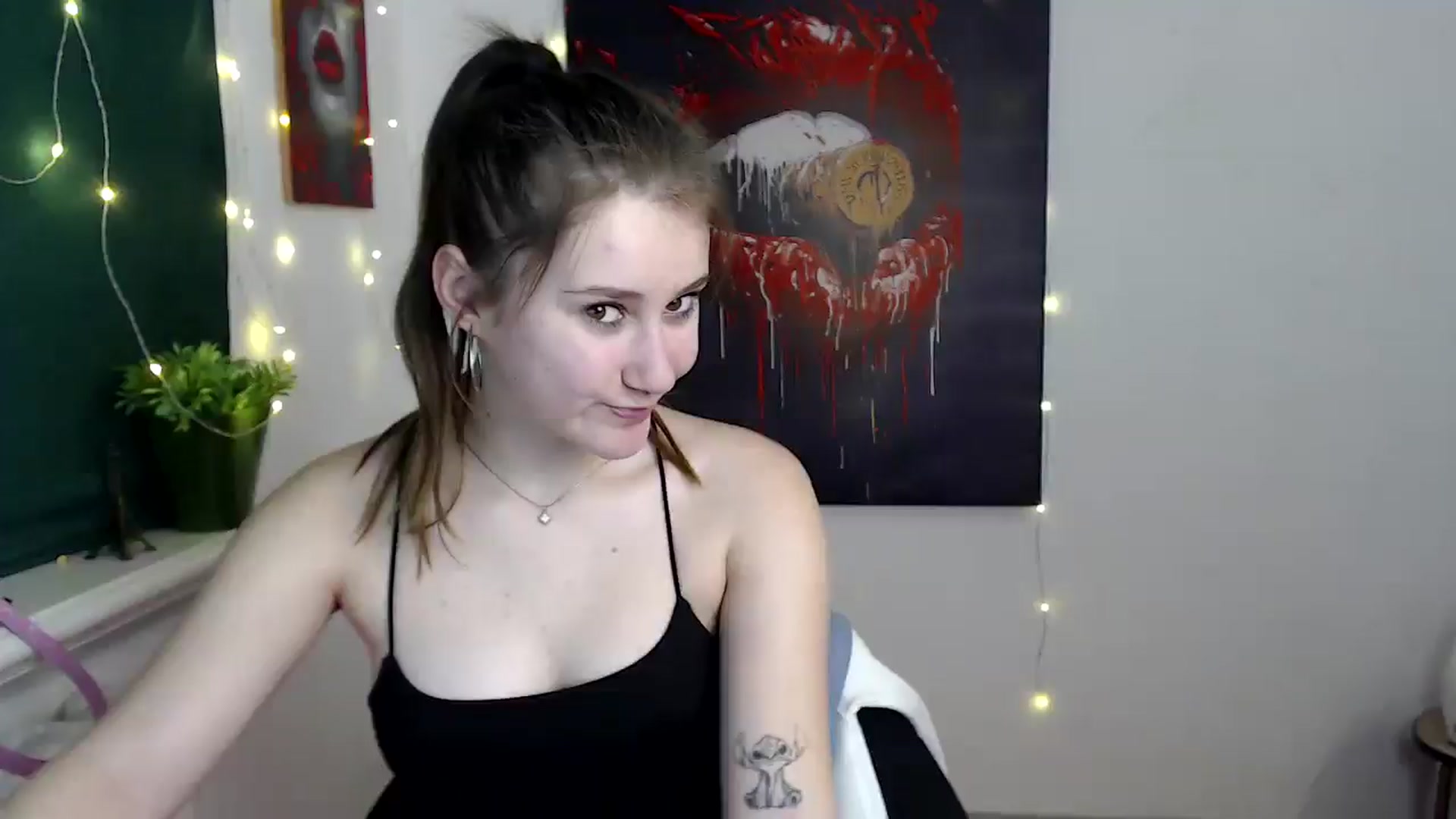 Gallery image thumbnail from Kamilochkaaa_'s myfreecams stream on, 12/27/2025, 15:58 image 7 of 20