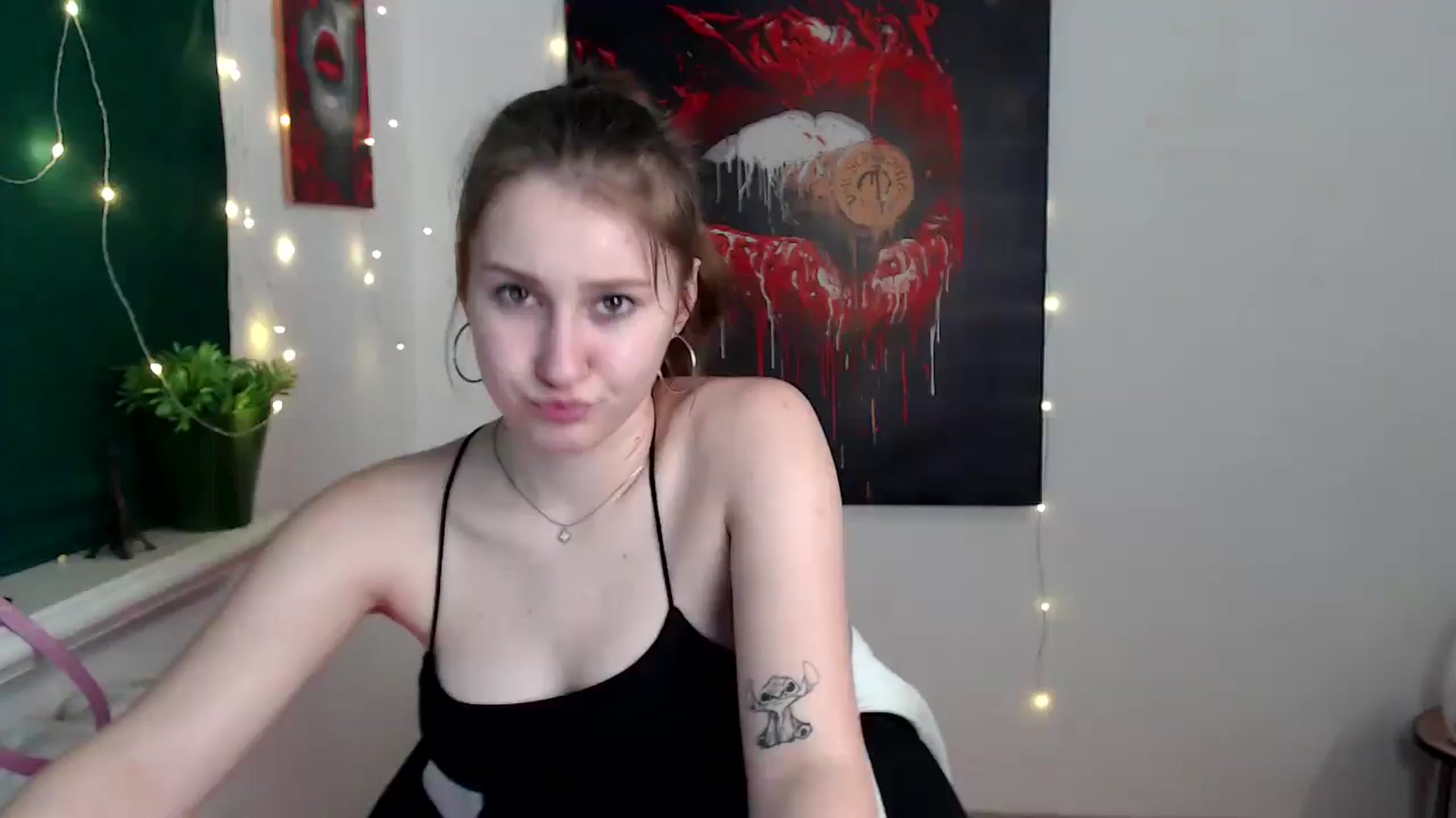 Gallery image thumbnail from Kamilochkaaa_'s myfreecams stream on, 12/27/2025, 15:58 image 18 of 20