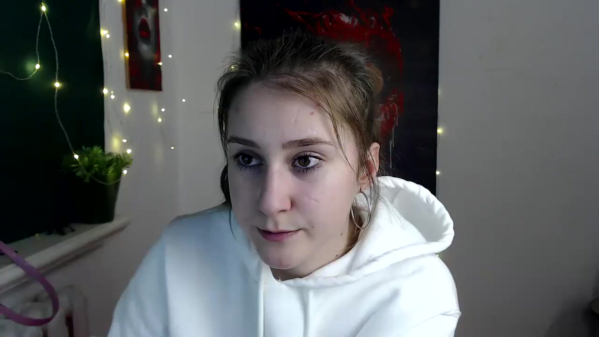 Gallery image thumbnail from Kamilochkaaa_'s myfreecams stream on, 12/27/2025, 18:38 image 17 of 20