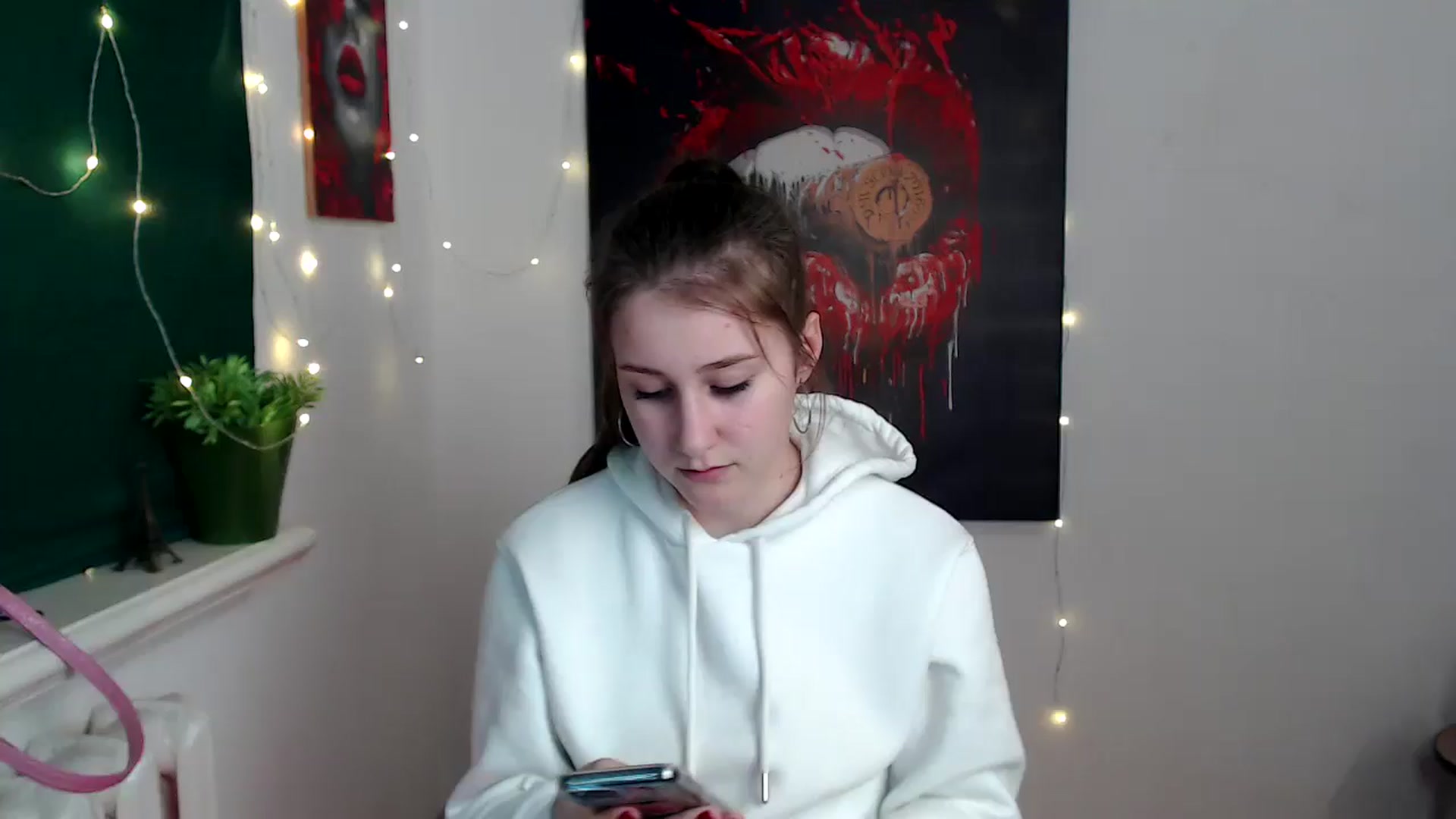 Gallery image thumbnail from Kamilochkaaa_'s myfreecams stream on, 12/27/2025, 18:38 image 13 of 20