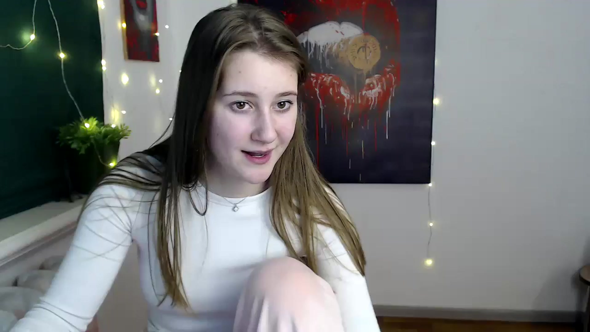 Gallery image thumbnail from Kamilochkaaa_'s myfreecams stream on, 12/29/2025, 15:40 image 14 of 20