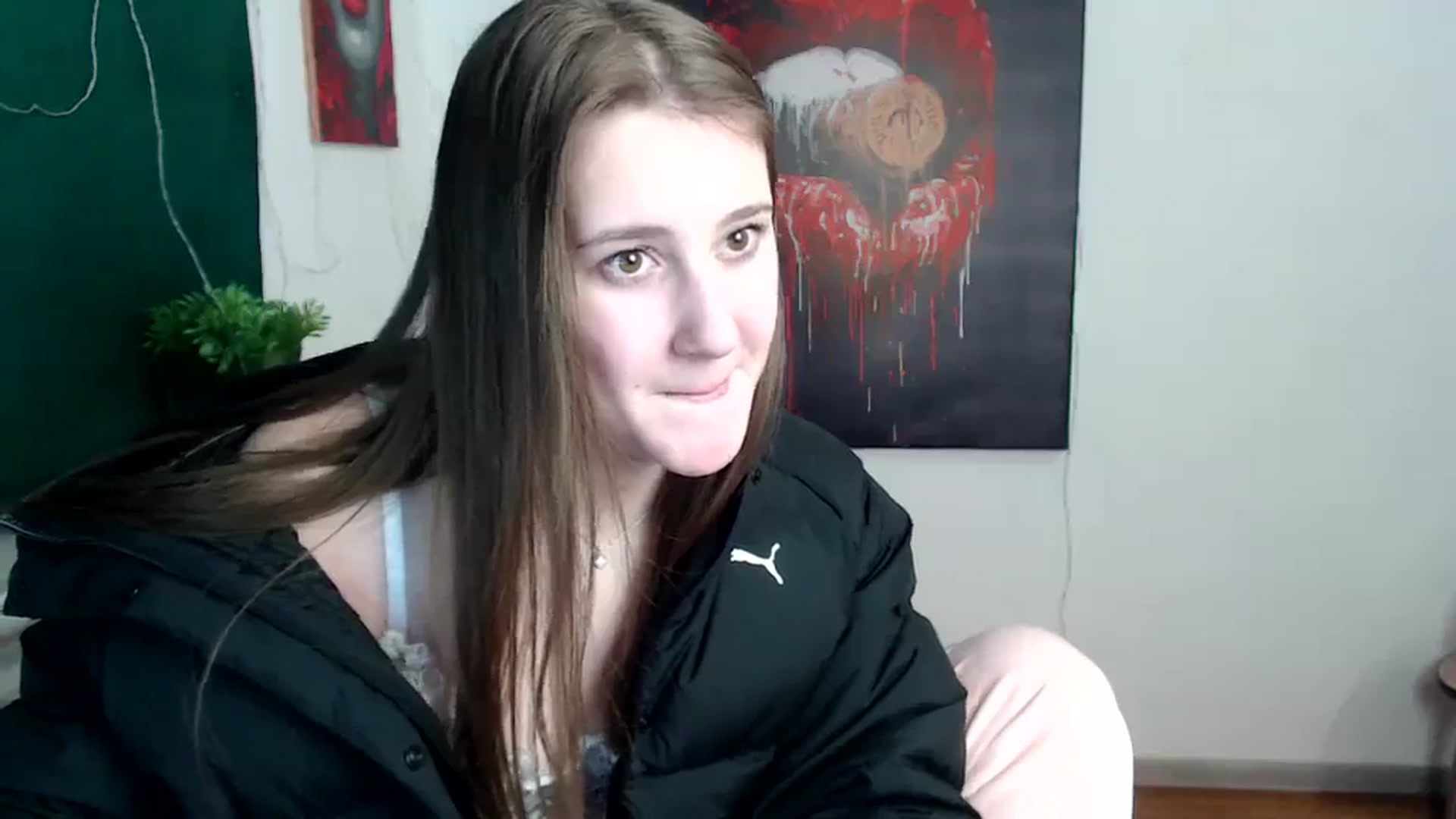 Gallery image thumbnail from Kamilochkaaa_'s myfreecams stream on, 01/02/2026, 19:19 image 4 of 20