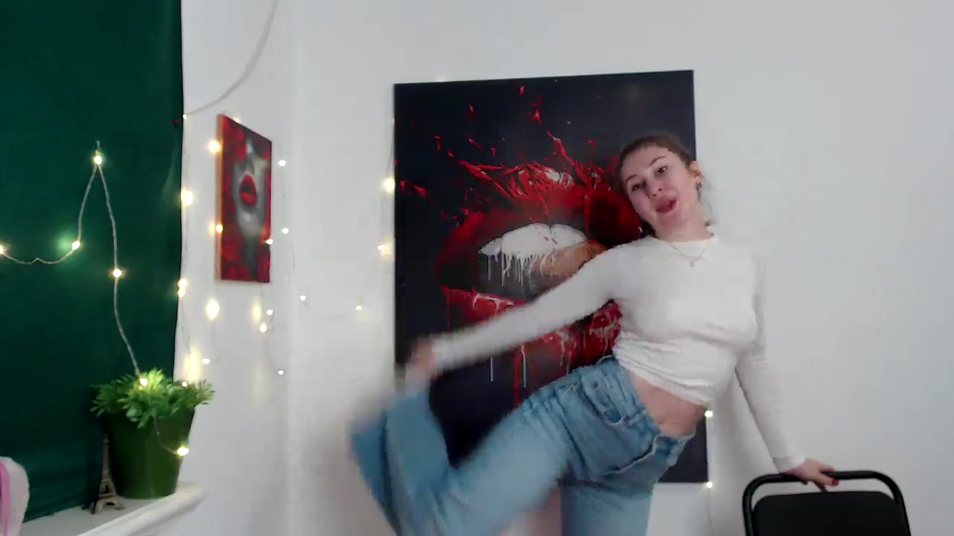 Gallery image thumbnail from Kamilochkaaa_'s myfreecams stream on, 01/03/2026, 15:02 image 14 of 20