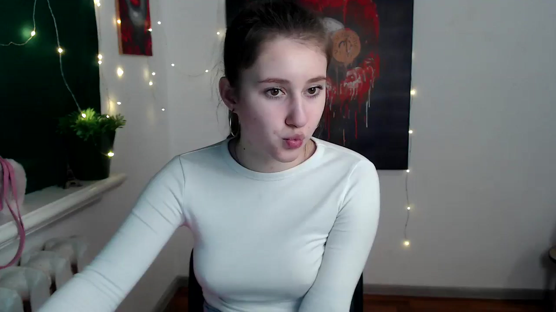Gallery image thumbnail from Kamilochkaaa_'s myfreecams stream on, 01/03/2026, 15:02 image 4 of 20