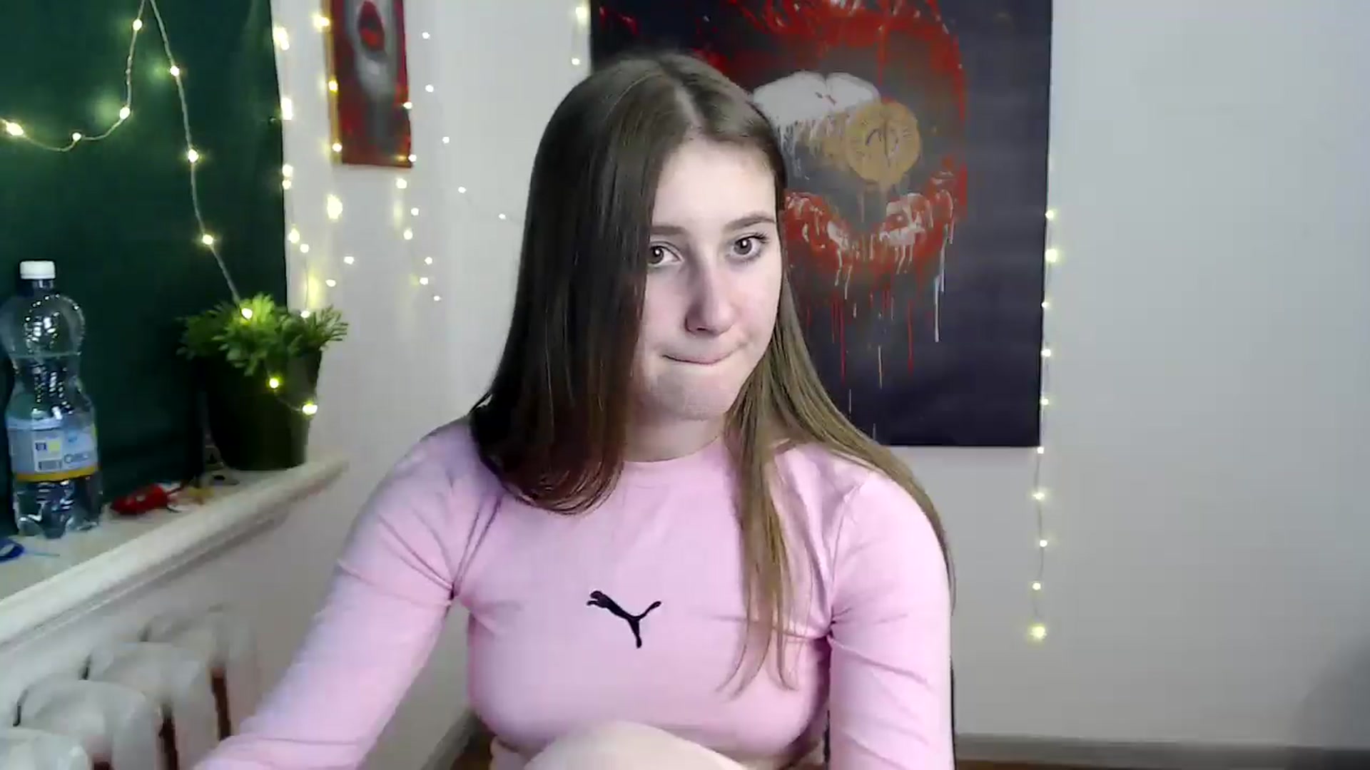Gallery image thumbnail from Kamilochkaaa_'s myfreecams stream on, 01/06/2026, 16:12 image 13 of 20
