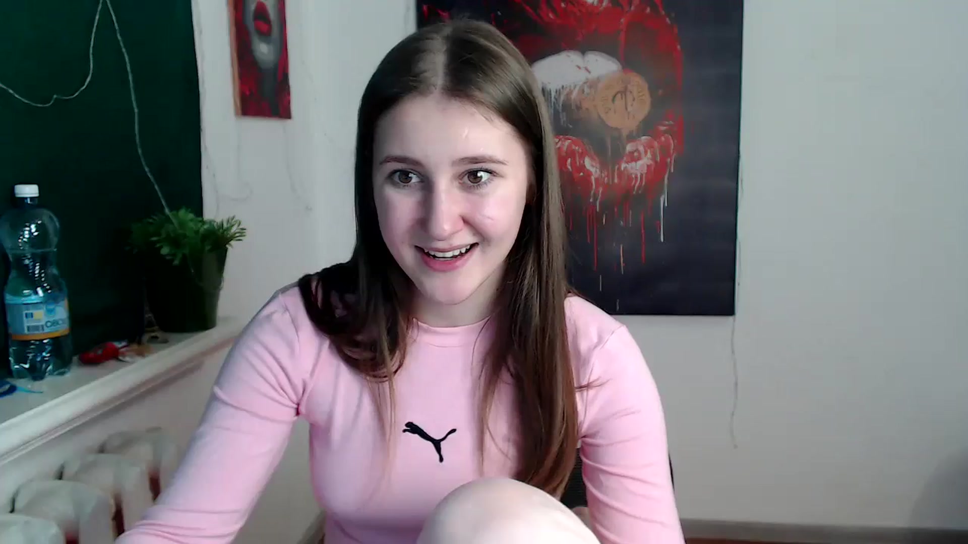 Gallery image thumbnail from Kamilochkaaa_'s myfreecams stream on, 01/06/2026, 16:12 image 14 of 20