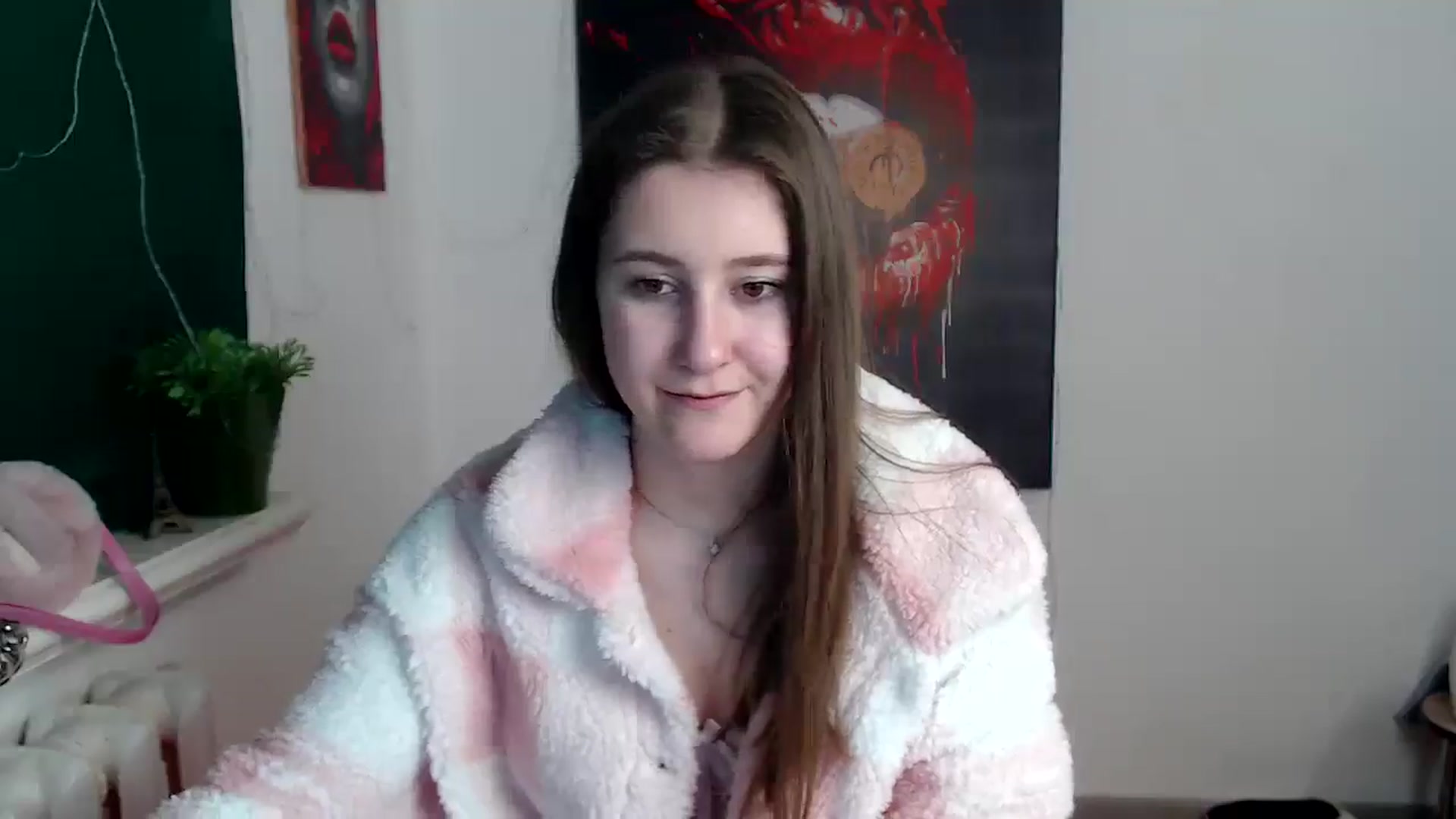 Gallery image thumbnail from Kamilochkaaa_'s myfreecams stream on, 01/07/2026, 14:55 image 4 of 20