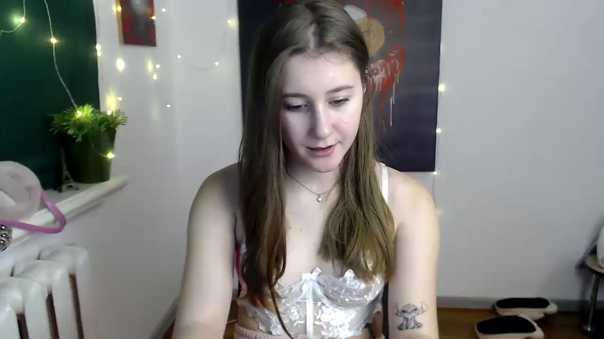 Gallery image thumbnail from Kamilochkaaa_'s myfreecams stream on, 01/07/2026, 15:29 image 11 of 20