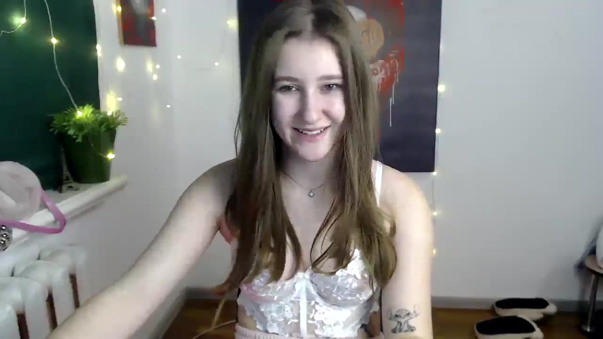 Gallery image thumbnail from Kamilochkaaa_'s myfreecams stream on, 01/07/2026, 15:29 image 4 of 20