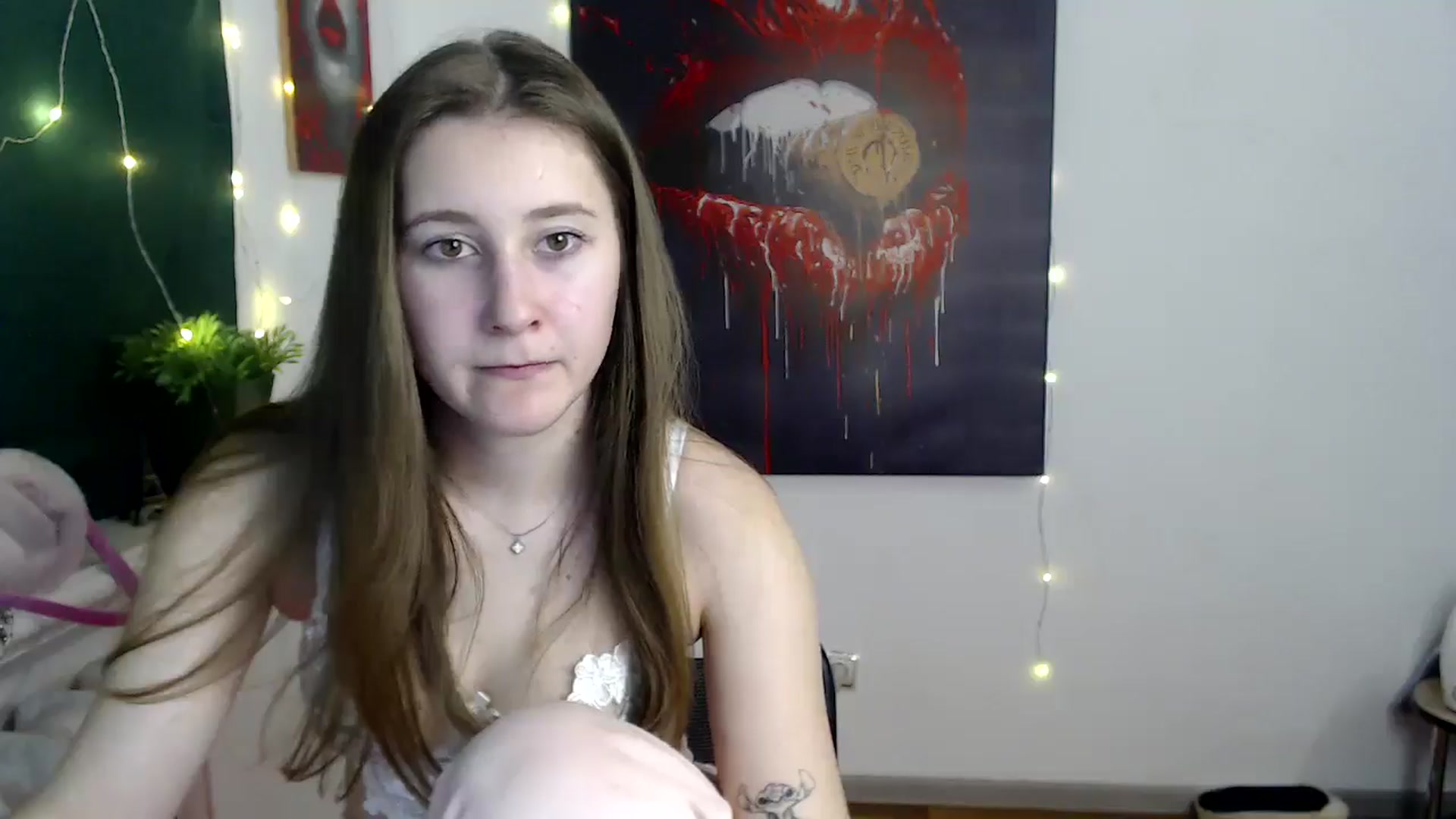 Gallery image thumbnail from Kamilochkaaa_'s myfreecams stream on, 01/07/2026, 16:27 image 15 of 20