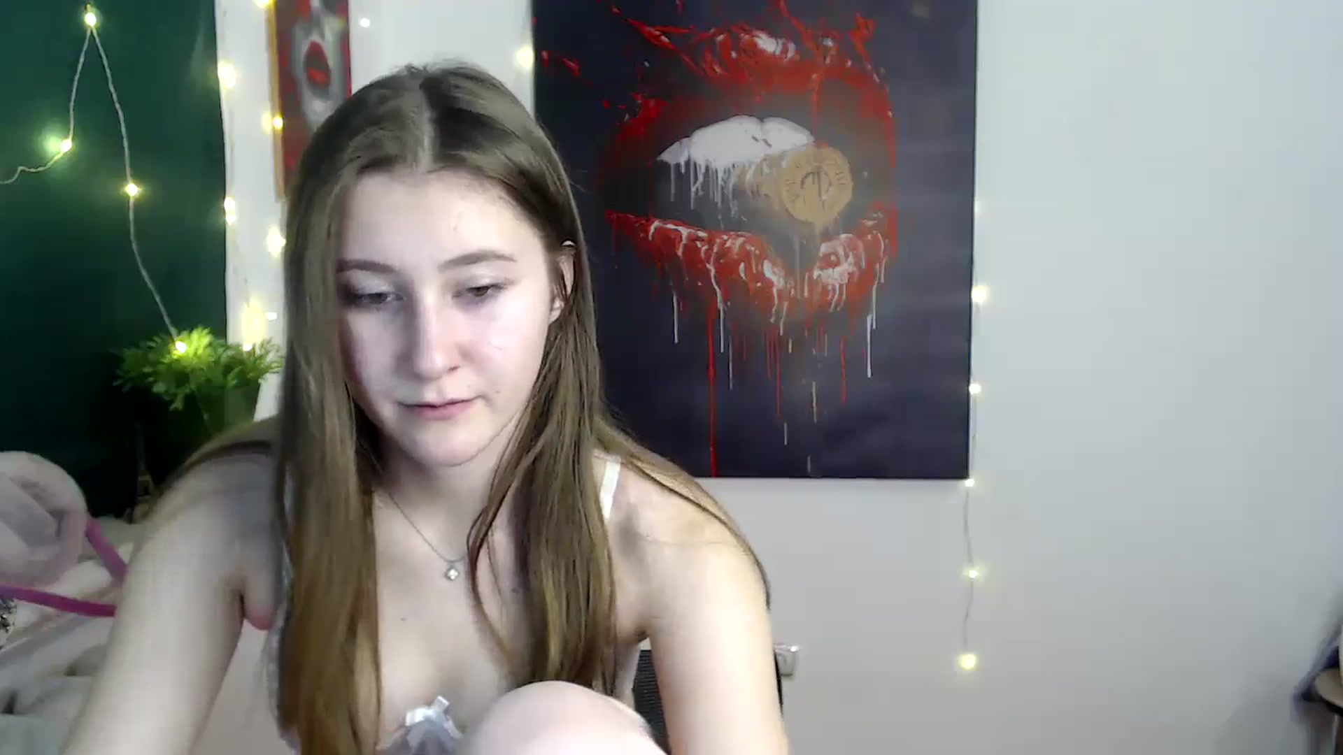 Gallery image thumbnail from Kamilochkaaa_'s myfreecams stream on, 01/07/2026, 16:27 image 8 of 20