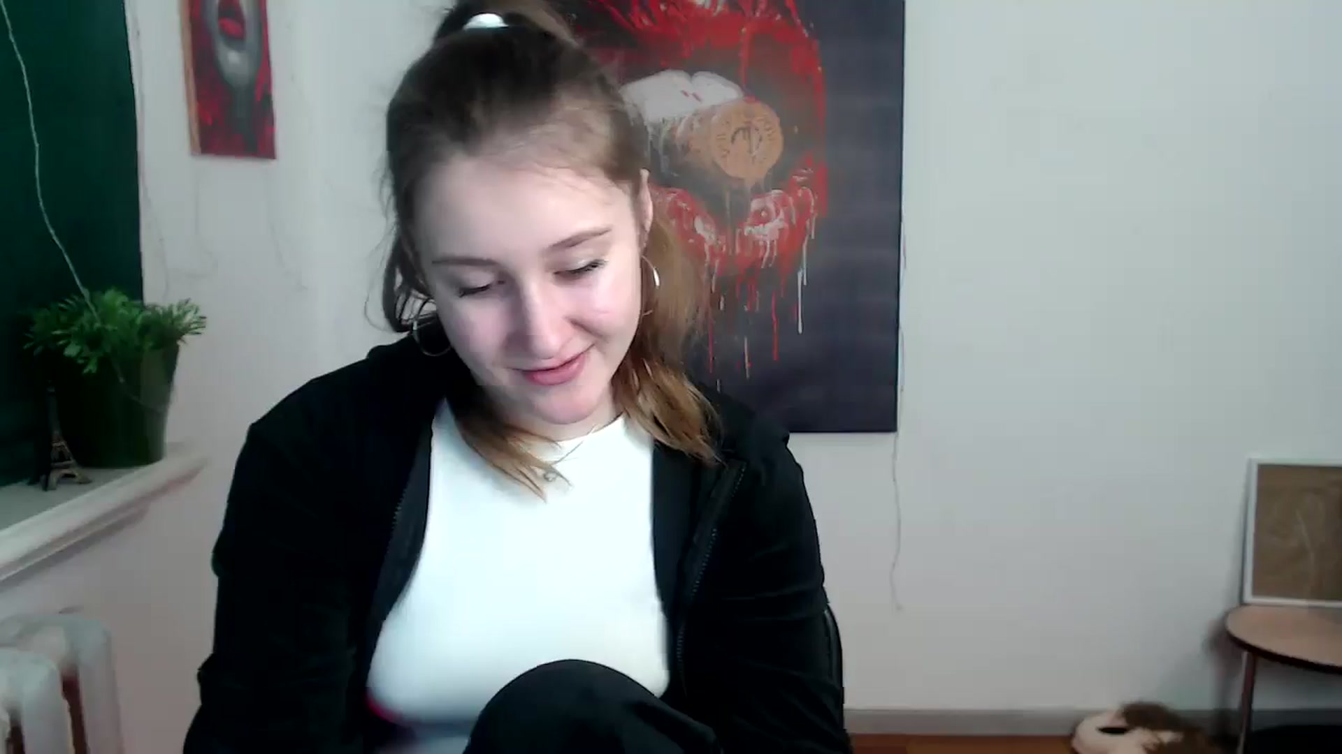 Gallery image thumbnail from Kamilochkaaa_'s myfreecams stream on, 01/08/2026, 14:31 image 12 of 20