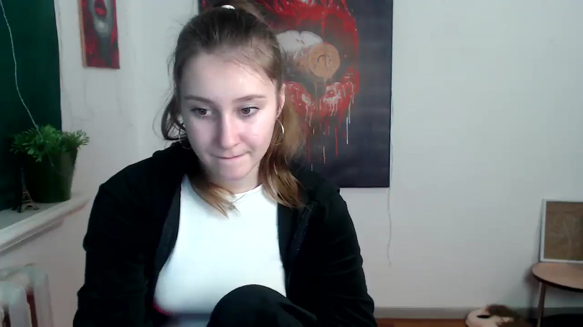Gallery image thumbnail from Kamilochkaaa_'s myfreecams stream on, 01/08/2026, 14:31 image 11 of 20