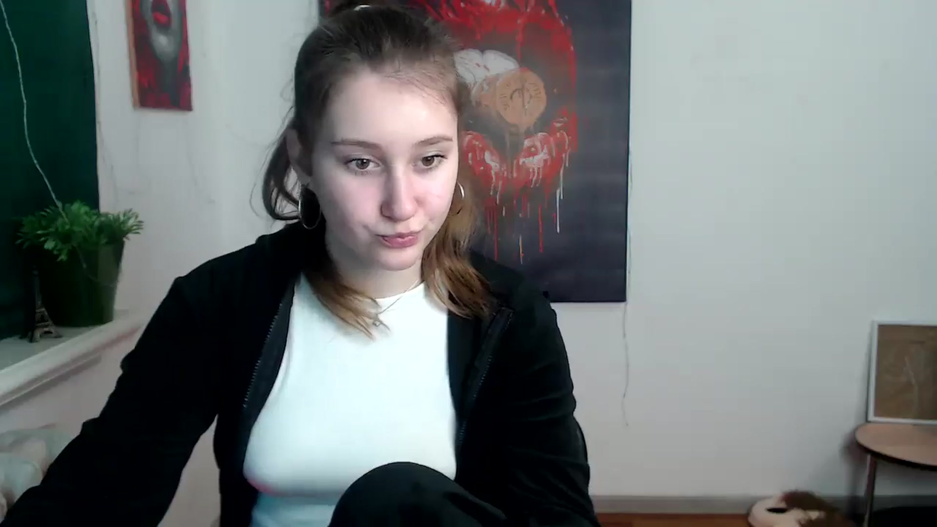 Gallery image thumbnail from Kamilochkaaa_'s myfreecams stream on, 01/08/2026, 14:31 image 10 of 20