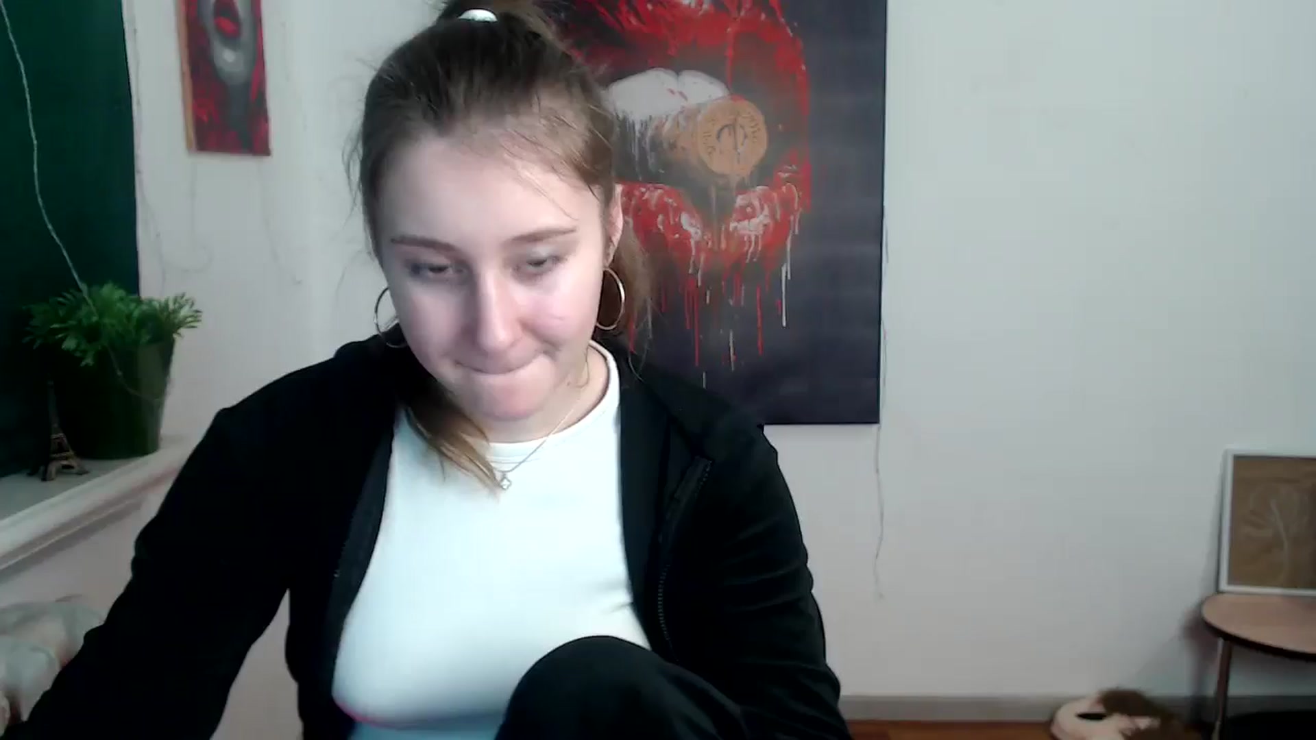 Gallery image thumbnail from Kamilochkaaa_'s myfreecams stream on, 01/08/2026, 14:31 image 15 of 20