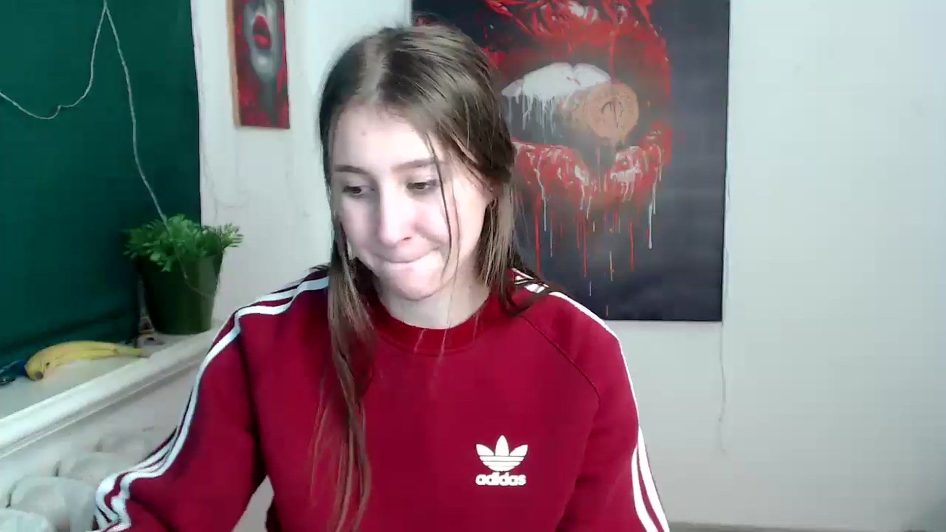 Gallery image thumbnail from Kamilochkaaa_'s myfreecams stream on, 01/12/2026, 20:09 image 3 of 20