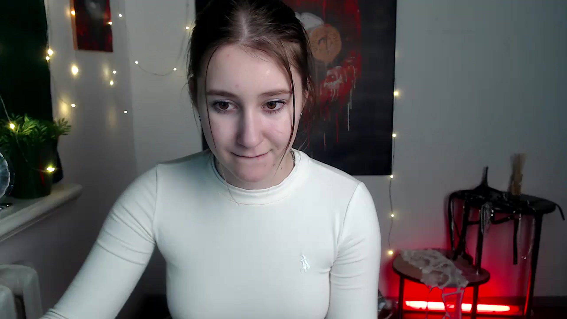 Gallery image thumbnail from Kamilochkaaa_'s myfreecams stream on, 01/20/2026, 15:27 image 13 of 20